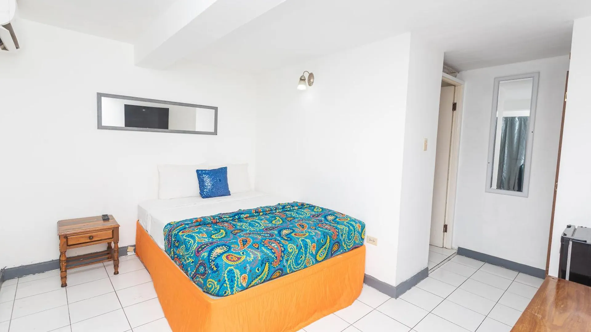 Caribic House Hotel Montego Bay Jamaica