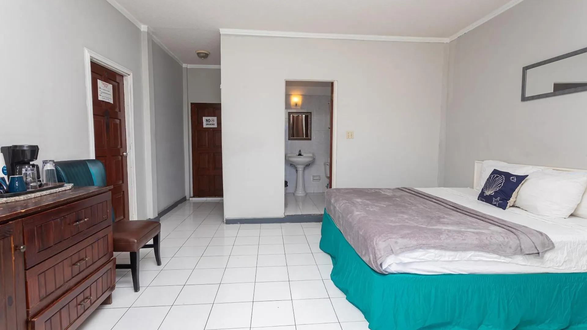 Caribic House Hotel Montego Bay